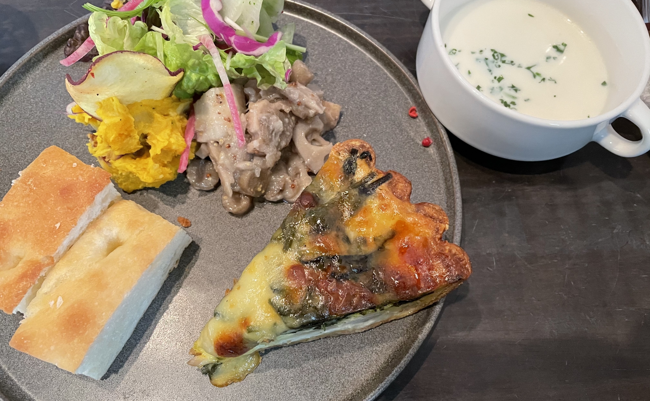 鶴舞公園内のカフェ Alcocca アルコッカ 鶴舞公園内のカフェ Alcocca アルコッカ